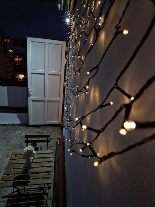 Charming Apartment With Private Terrace Bukareszt Zewnętrze zdjęcie