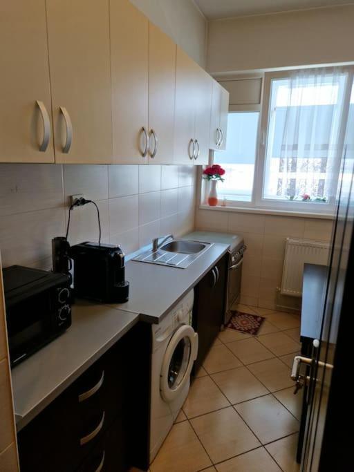 Charming Apartment With Private Terrace Bukareszt Zewnętrze zdjęcie