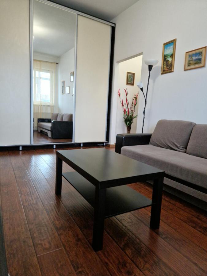 Charming Apartment With Private Terrace Bukareszt Zewnętrze zdjęcie