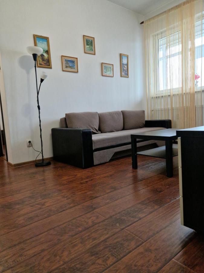 Charming Apartment With Private Terrace Bukareszt Zewnętrze zdjęcie